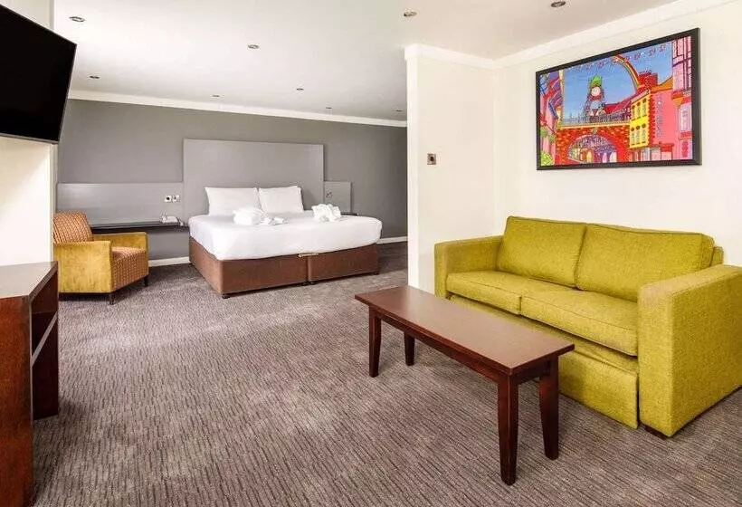 Suite Superior, Mercure Chester Abbots Well