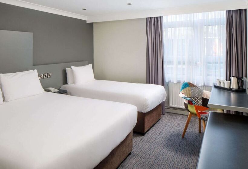 Семейный Номер Классика, Mercure Chester Abbots Well