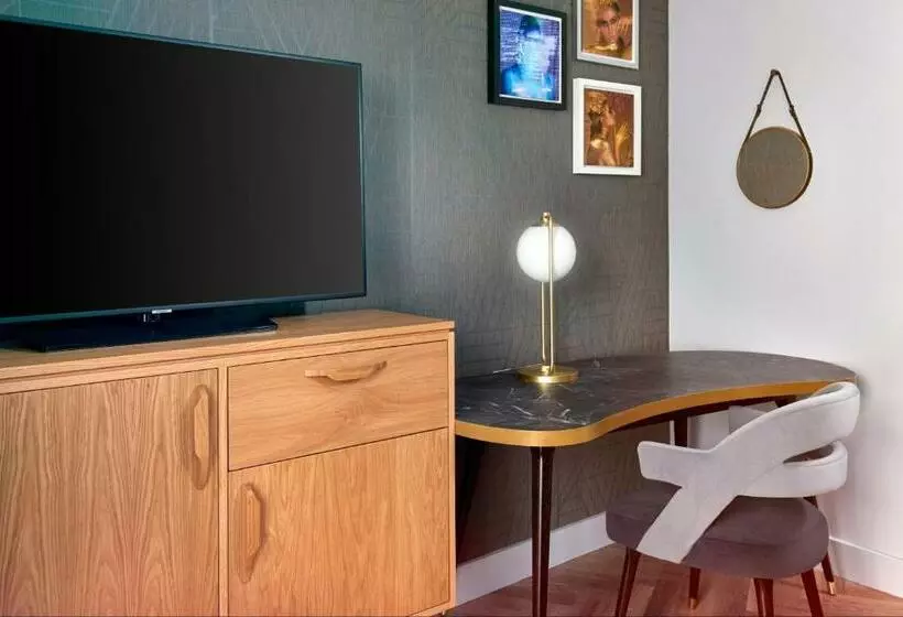 スーペリアールーム, Nyx Hotel London Holborn By Leonardo Hotels
