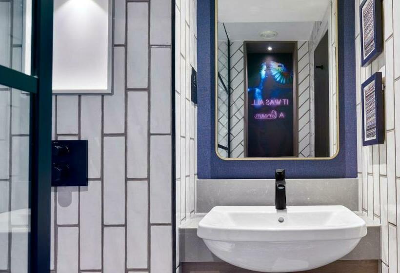 高级大房间, Nyx Hotel London Holborn By Leonardo Hotels