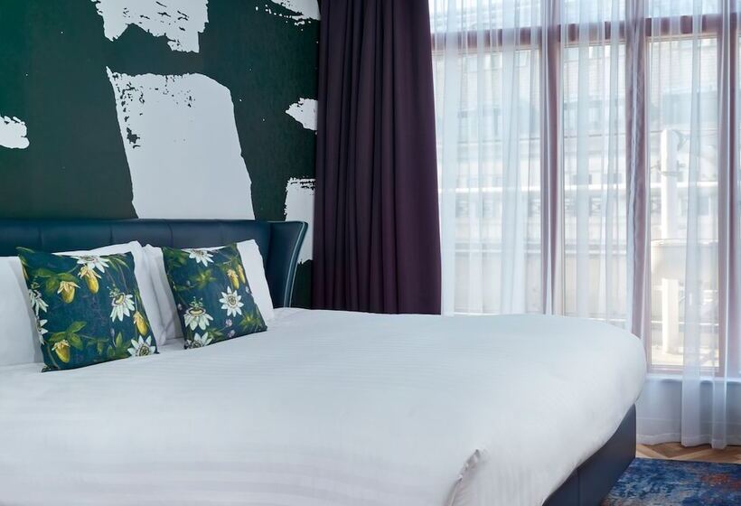 Номер Superior, Nyx Hotel London Holborn By Leonardo Hotels