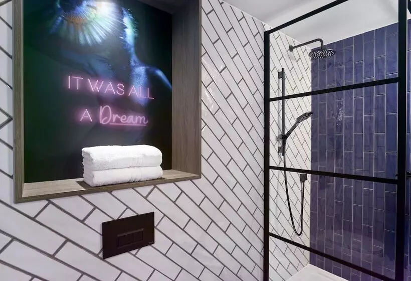 スタンダードスタジオ, Nyx Hotel London Holborn By Leonardo Hotels