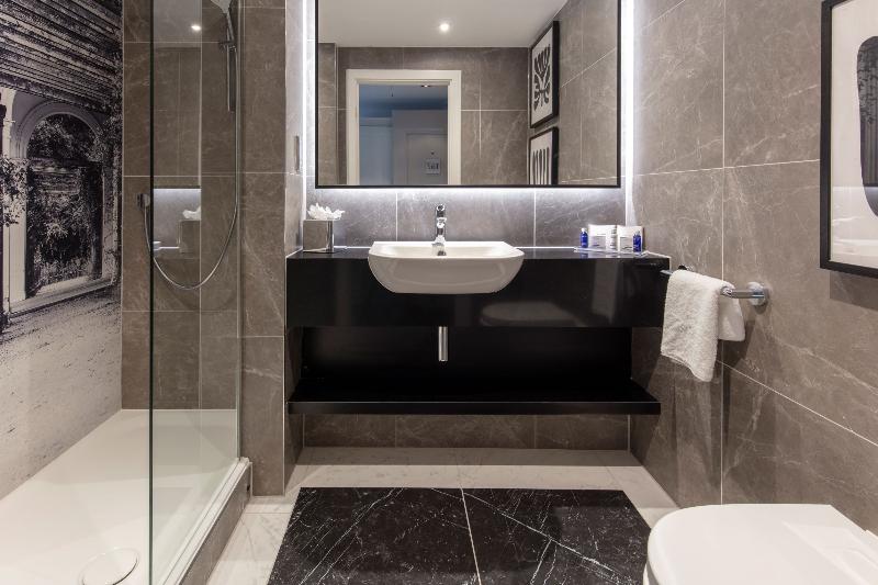 Номер Superior, Oulton Hall Hotel, Spa & Golf Resort