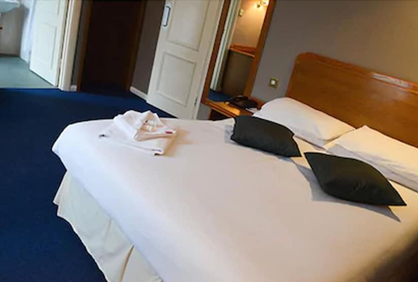 스탠다드 룸, Preston Park