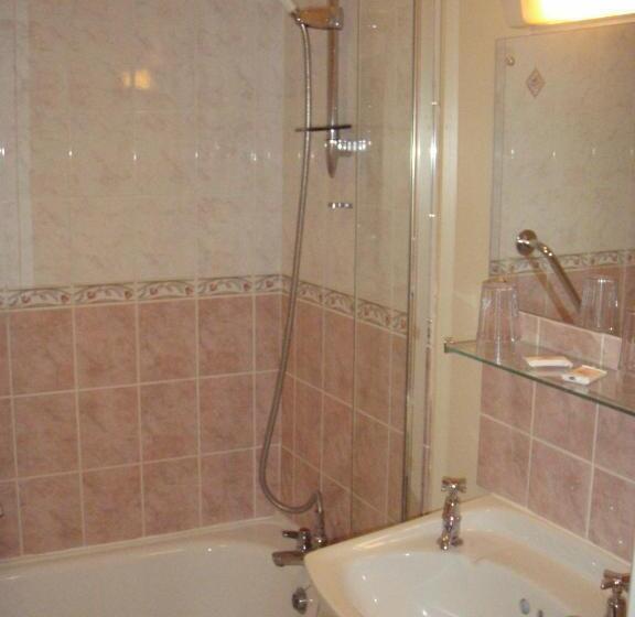 스탠다드 룸, The Crown