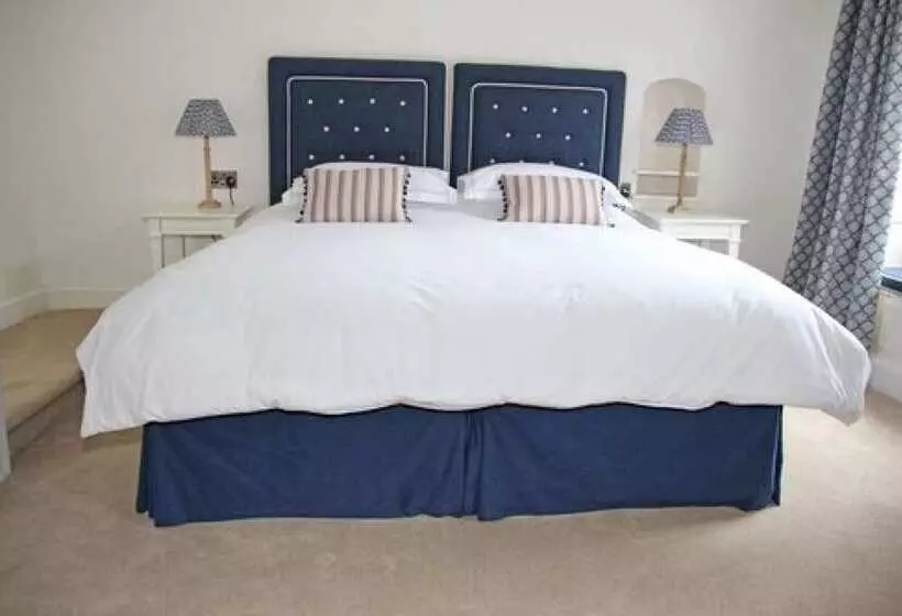 Superior Room, The Eagle House