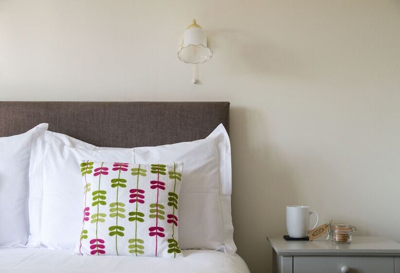 스탠다드 싱글 룸, The Eagle House