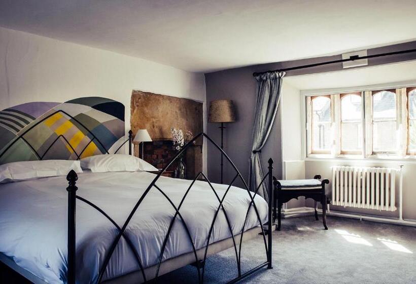 جناح عائلي, The Ollerod