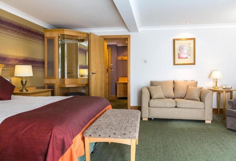 高级家庭房间, Hellidon Lakes