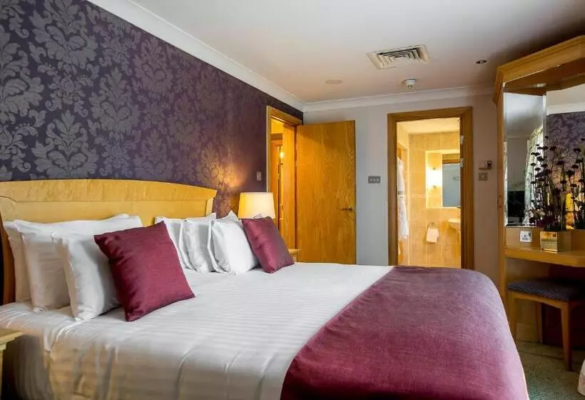 Suite, Hellidon Lakes
