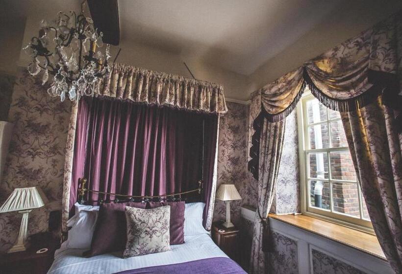 Номер Стандарт, Jeakes House