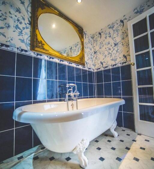 جناح سرير كينج, Jeakes House