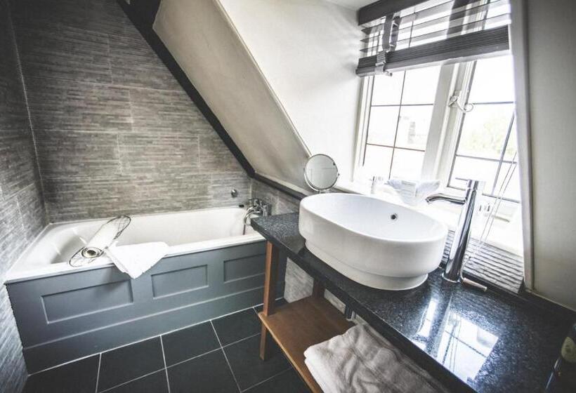 غرفة إقتصادية, Jeakes House