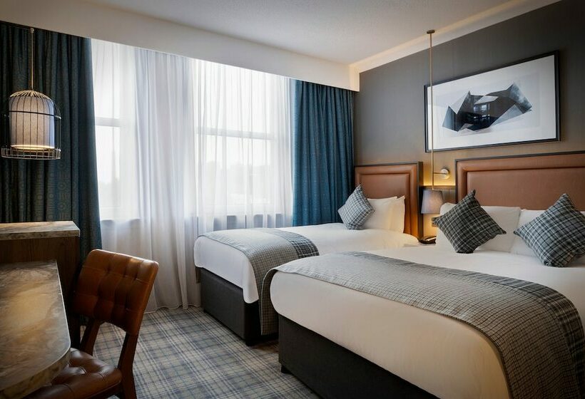 חדר סופריור לשלושה, Leonardo Royal Edinburgh