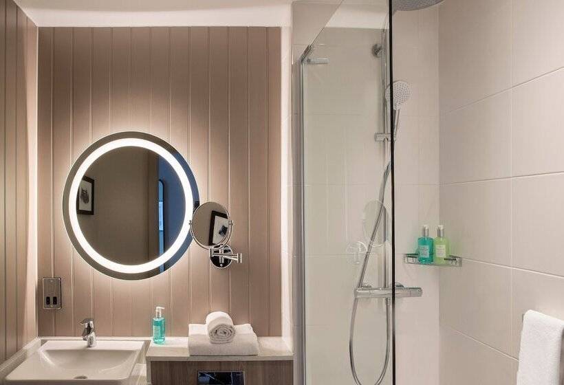 חדר סופריור, Leonardo Royal Edinburgh