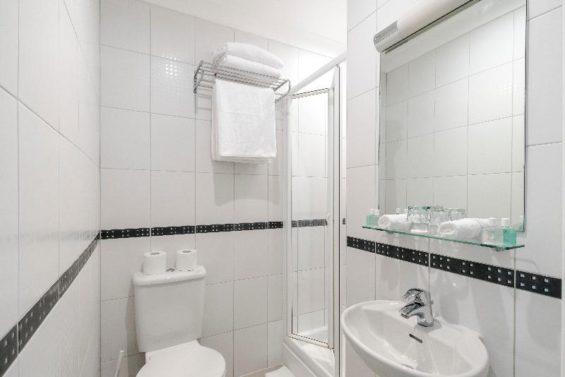 Номер Стандарт Вид на Сад, London House