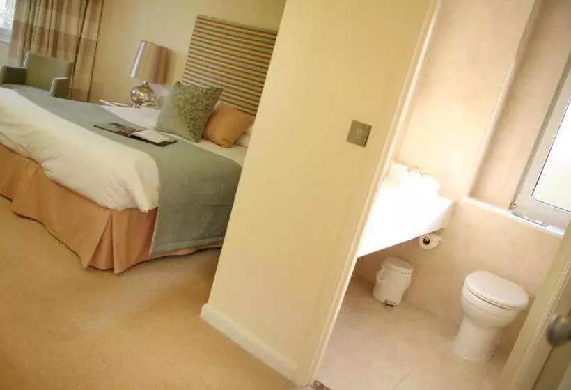 エクゼクティブルーム, Marwell Hotel   A Bespoke