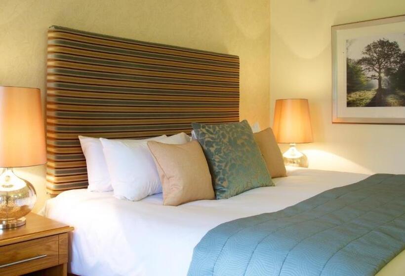 スーペリアールーム, Marwell Hotel A Bespoke