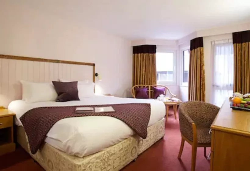 スタンダードルーム, Marwell Hotel   A Bespoke
