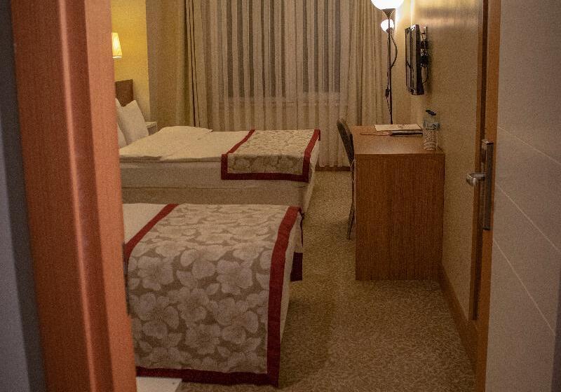 חדר סטנדרט, Nant Ddu Lodge Hotel & Spa