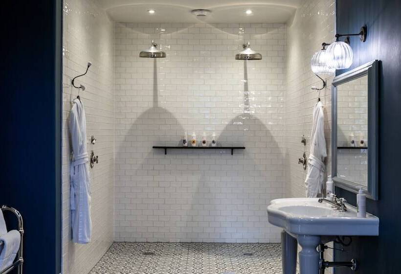 スタンダードルーム, No38 The Park