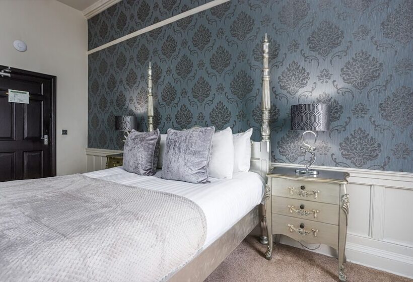 スタンダードルーム, The Pied Bull