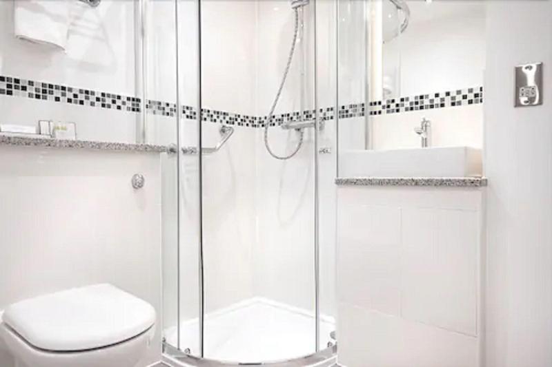 带大床的高级房间, Kyle Hotel ‘a Bespoke Hotel’