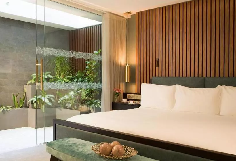 سوییت, Middle Eight Covent Garden Preferred Hotels And Resorts