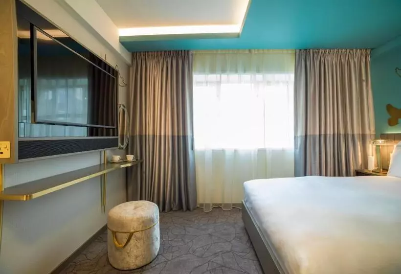 اتاق استاندارد, Middle Eight Covent Garden Preferred Hotels And Resorts