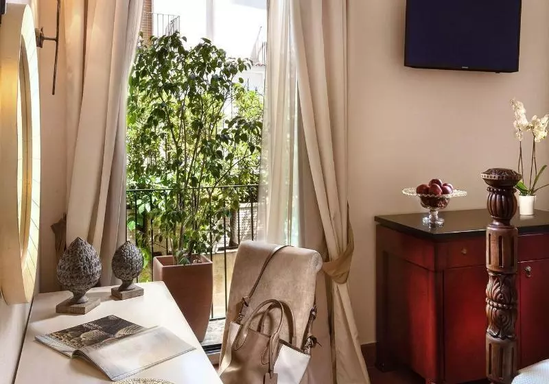 سوییت جونیور, Middle Eight Covent Garden Preferred Hotels And Resorts