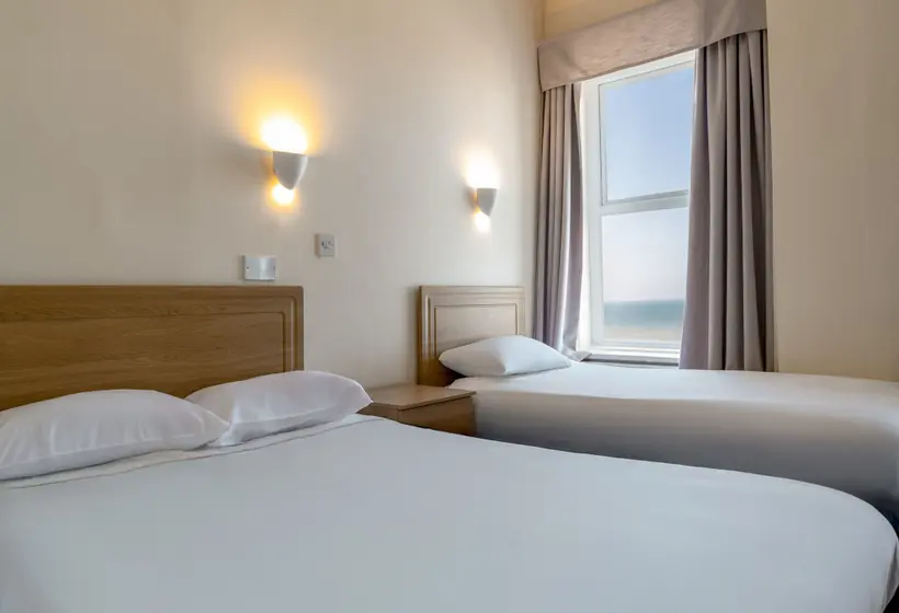 Perhehuone Merinäkymä, Norbreck Castle Hotel Blackpool