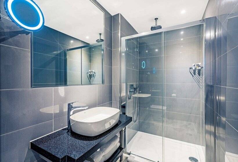 Семейный Номер, Mercure London Hyde Park