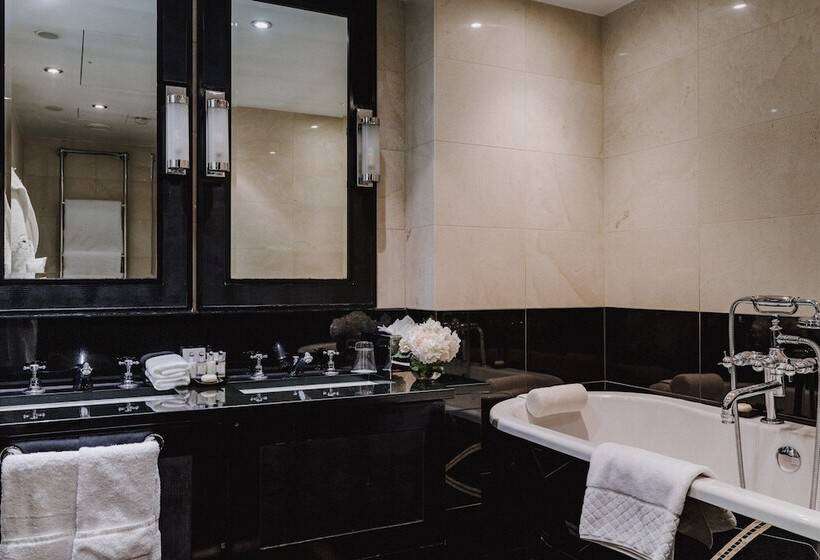 디럭스 룸, Althoff St James S Hotel & Club London