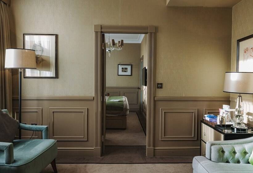 주니어 스위트, Althoff St James S Hotel & Club London