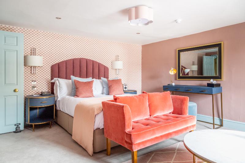 Классический Номер, The Queensberry