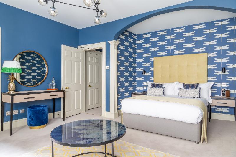 Классический Номер, The Queensberry