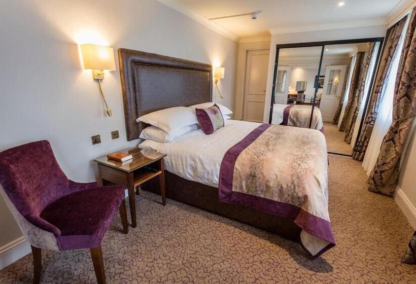 デラックススイート, Swan S Nest