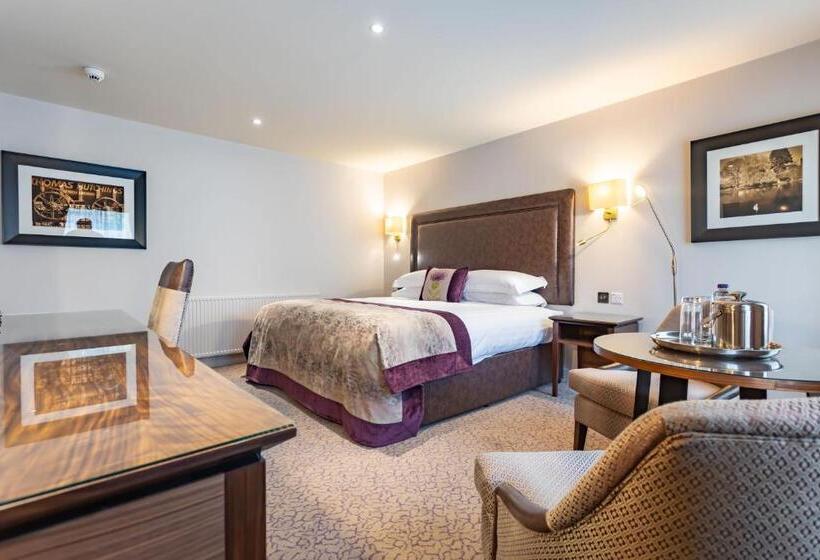 デラックススイート, Swan S Nest