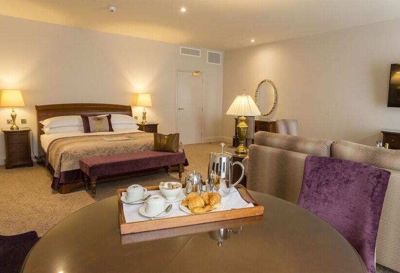 スーペリアースイート, Swan S Nest