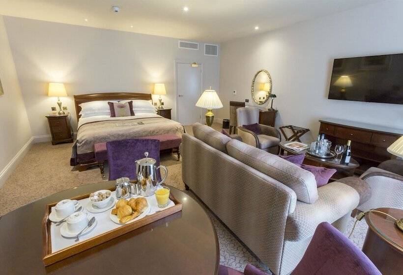 スーペリアースイート, Swan S Nest