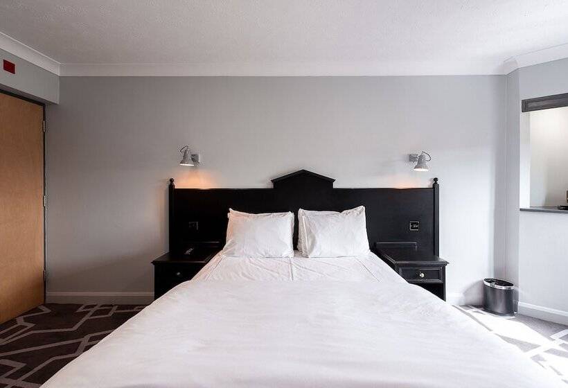 غرفة قياسية, Village Hotel Liverpool