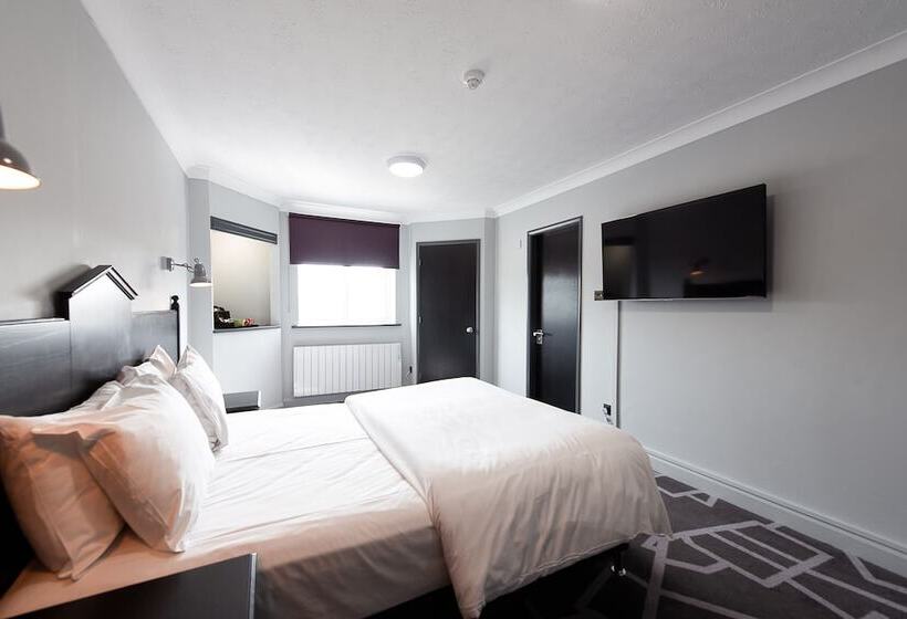 غرفة قياسية, Village Hotel Liverpool