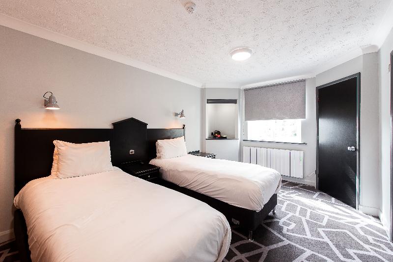 Номер Стандарт, Village Hotel Liverpool