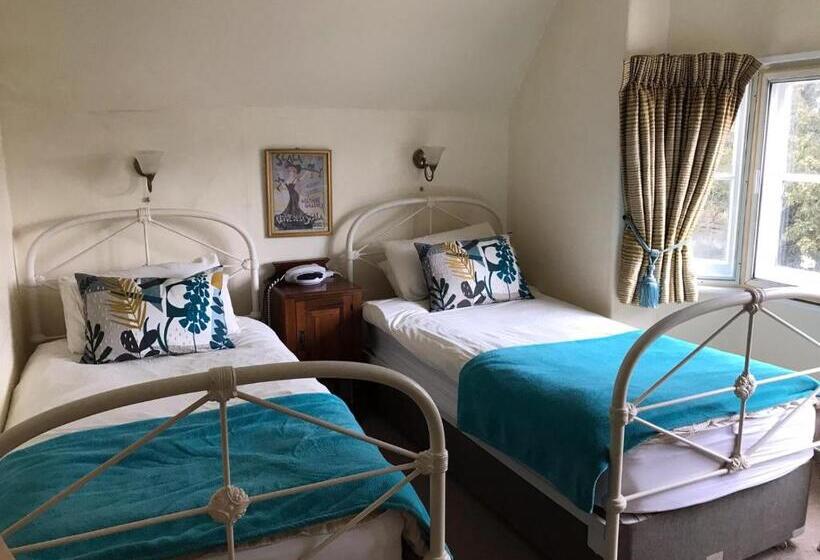 スタンダードルーム, West Lodge