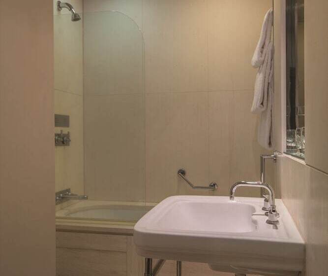 Классический Номер, Woodlands Park