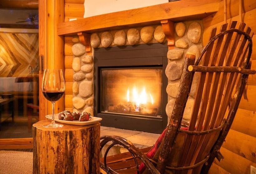 סוויטה עם ג'קוזי, Baker Creek By Basecamp