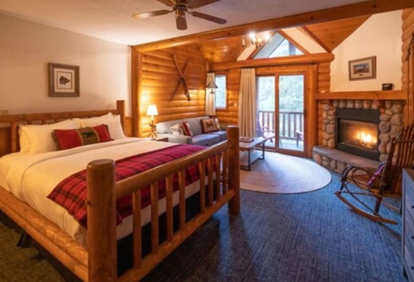 סוויטה עם ג'קוזי, Baker Creek By Basecamp