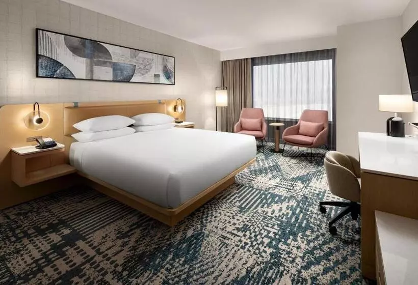 キングサイズベッドのスタンダードルーム, Delta Hotels By Marriott Vancouver Delta