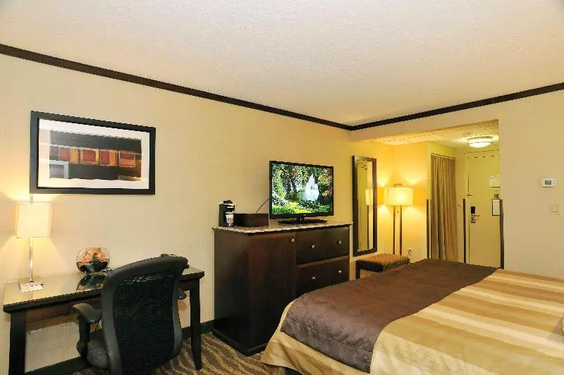 اتاق استاندارد با تخت بزرگ, Best Western Premier Denham Inn & Suites