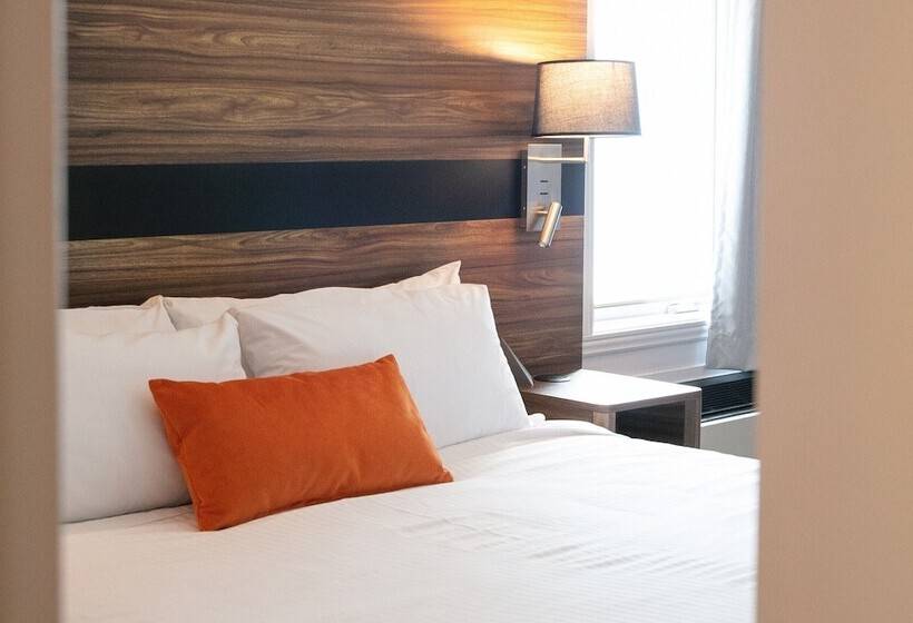 주니어 스위트, Estrimont